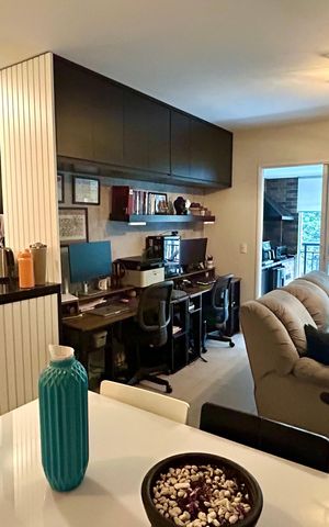Apartamento à venda com 80m², 2 quartos e 1 vaga Apartamento à venda com 80m², 2 quartos e 1 vagaSala