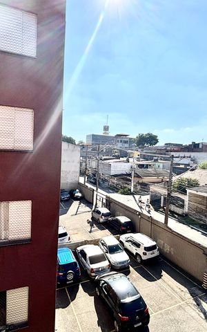 Apartamento à venda com 48m², 3 quartos e 1 vaga Apartamento à venda com 48m², 3 quartos e 1 vagaVista do Quarto 2