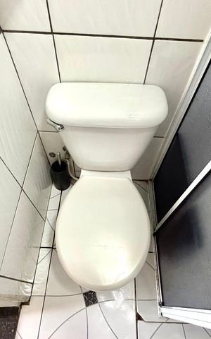 Apartamento à venda com 48m², 3 quartos e 1 vaga Apartamento à venda com 48m², 3 quartos e 1 vagaBanheiro