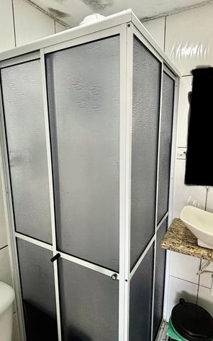 Apartamento à venda com 48m², 3 quartos e 1 vaga Apartamento à venda com 48m², 3 quartos e 1 vagaBanheiro