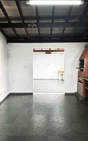 Casa para alugar com 120m², 3 quartos e 1 vaga Casa para alugar com 120m², 3 quartos e 1 vagaÁrea Gourmet