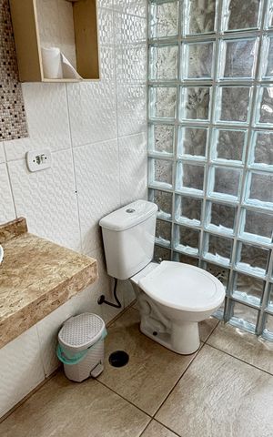 Casa para alugar com 120m², 3 quartos e 1 vaga Casa para alugar com 120m², 3 quartos e 1 vagaBanheiro