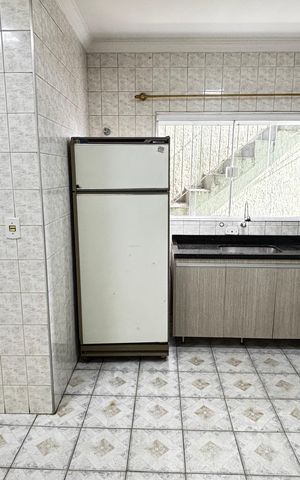 Casa para alugar com 120m², 3 quartos e 1 vaga Casa para alugar com 120m², 3 quartos e 1 vagaCozinha