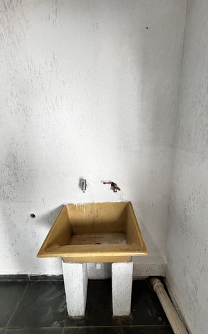 Casa para alugar com 120m², 3 quartos e 1 vaga Casa para alugar com 120m², 3 quartos e 1 vagaÁrea de Serviço