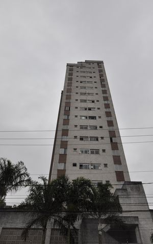 Apartamento para alugar com 120m², 2 quartos e 2 vagasFachada