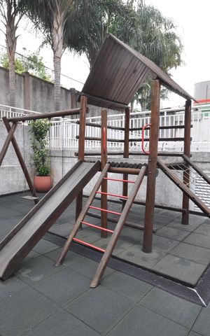Apartamento para alugar com 120m², 2 quartos e 2 vagasÁrea comum - Playground