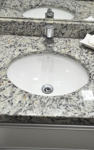 Apartamento para alugar com 120m², 2 quartos e 2 vagasBanheiro Social