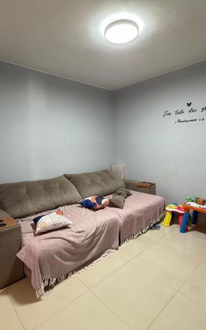 Casa à venda com 180m², 6 quartos e 2 vagas