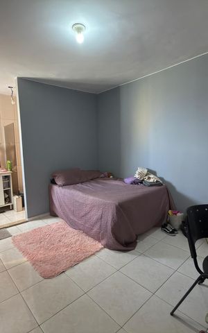 Casa à venda com 180m², 6 quartos e 2 vagas