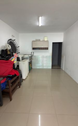 Casa à venda com 180m², 6 quartos e 2 vagas