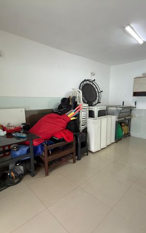 Casa à venda com 180m², 6 quartos e 2 vagas