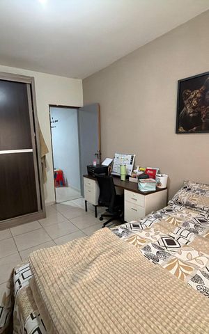 Casa à venda com 180m², 6 quartos e 2 vagas