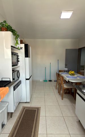 Casa à venda com 180m², 6 quartos e 2 vagas