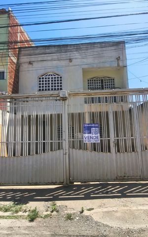Casa à venda com 160m², 7 quartos e 4 vagas