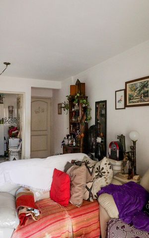 Apartamento à venda com 72m², 3 quartos e 1 vaga Apartamento à venda com 72m², 3 quartos e 1 vagaSala