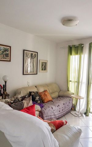 Apartamento à venda com 72m², 3 quartos e 1 vaga Apartamento à venda com 72m², 3 quartos e 1 vagaSala
