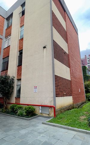 Apartamento para alugar com 84m², 3 quartos e sem vaga Apartamento para alugar com 84m², 3 quartos e sem vagaFachada do bloco