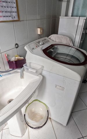 Apartamento à venda com 76m², 3 quartos e 2 vagas Apartamento à venda com 76m², 3 quartos e 2 vagasLavanderia