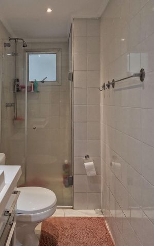 Apartamento à venda com 76m², 3 quartos e 2 vagas Apartamento à venda com 76m², 3 quartos e 2 vagasBanheiro Social