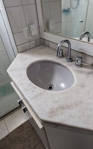 Apartamento à venda com 76m², 3 quartos e 2 vagas Apartamento à venda com 76m², 3 quartos e 2 vagasBanheiro da Suíte