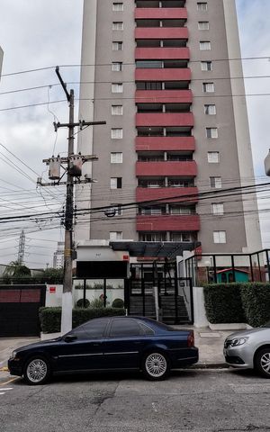 Apartamento à venda com 76m², 3 quartos e 2 vagas Apartamento à venda com 76m², 3 quartos e 2 vagasFachada