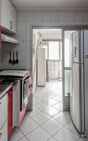 Apartamento à venda com 76m², 3 quartos e 2 vagas Apartamento à venda com 76m², 3 quartos e 2 vagasCozinha