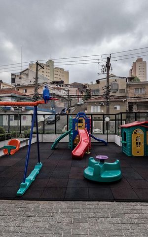 Apartamento à venda com 76m², 3 quartos e 2 vagas Apartamento à venda com 76m², 3 quartos e 2 vagasÁrea comum - Playground
