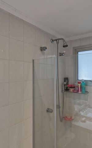 Apartamento à venda com 76m², 3 quartos e 2 vagas Apartamento à venda com 76m², 3 quartos e 2 vagasBanheiro Social