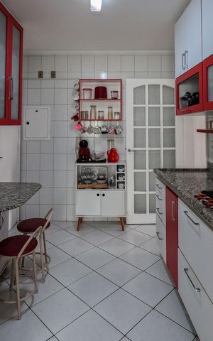 Apartamento à venda com 76m², 3 quartos e 2 vagas Apartamento à venda com 76m², 3 quartos e 2 vagasCozinha
