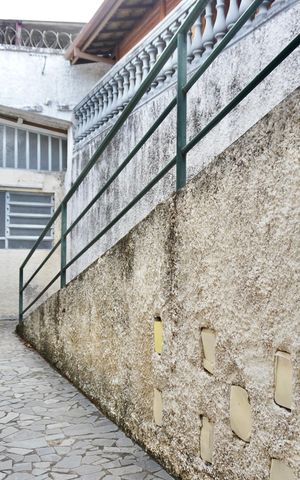Casa à venda com 430m², 3 quartos e 1 vaga Casa à venda com 430m², 3 quartos e 1 vagaÁrea externa