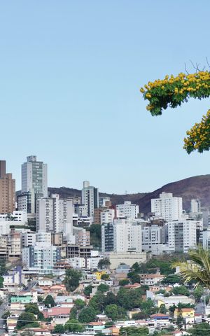 Casa à venda com 430m², 3 quartos e 1 vaga Casa à venda com 430m², 3 quartos e 1 vagaVista