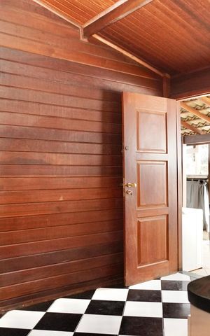 Casa à venda com 430m², 3 quartos e 1 vaga Casa à venda com 430m², 3 quartos e 1 vagaEdícula- cozinha