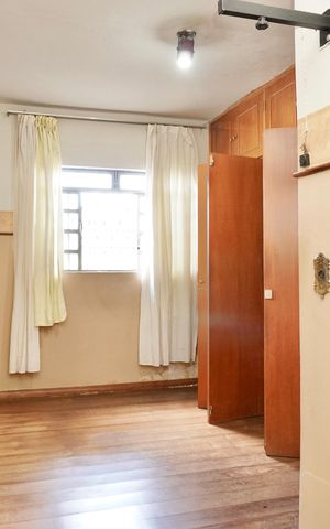Casa à venda com 430m², 3 quartos e 1 vaga Casa à venda com 430m², 3 quartos e 1 vagaSuíte