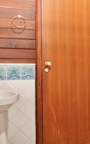 Casa à venda com 430m², 3 quartos e 1 vaga Casa à venda com 430m², 3 quartos e 1 vagaEdícula- Banheiro Social