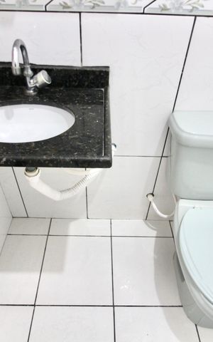 Casa para alugar com 50m², 1 quarto e 6 vagasBanheiro