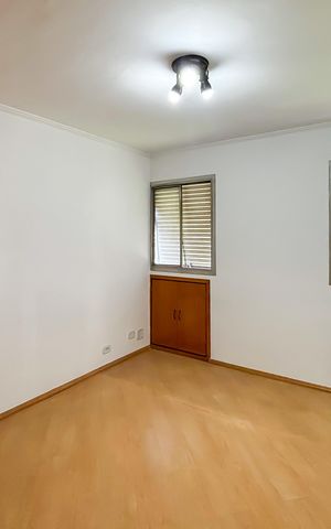 Apartamento para alugar com 130m², 3 quartos e 1 vaga
