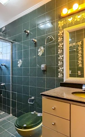 Apartamento para alugar com 130m², 3 quartos e 1 vaga