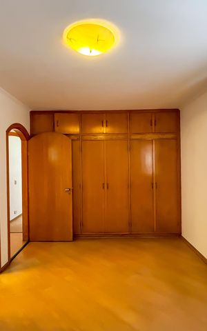 Apartamento para alugar com 130m², 3 quartos e 1 vaga