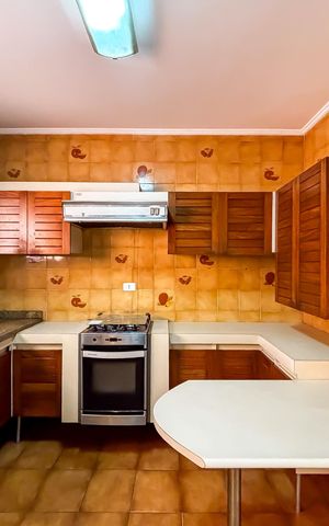 Apartamento para alugar com 130m², 3 quartos e 1 vaga