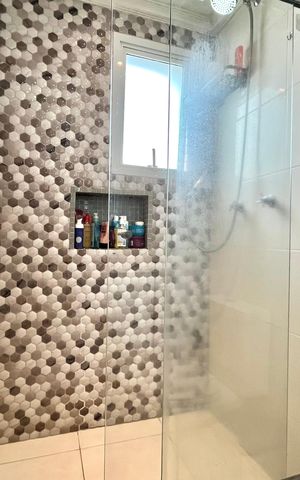 Apartamento à venda com 56m², 2 quartos e 1 vaga Apartamento à venda com 56m², 2 quartos e 1 vagaBanheiro da Suíte