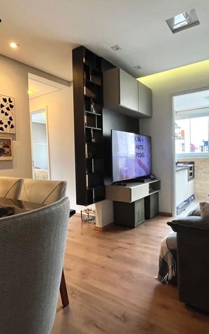 Apartamento à venda com 56m², 2 quartos e 1 vaga Apartamento à venda com 56m², 2 quartos e 1 vagaSala