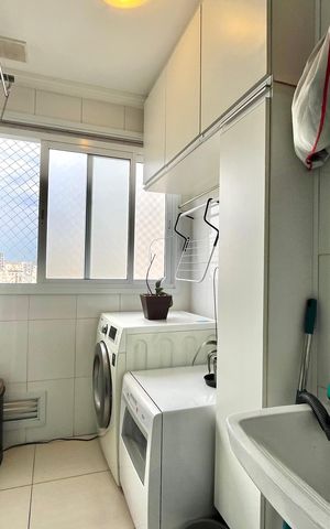 Apartamento à venda com 56m², 2 quartos e 1 vaga Apartamento à venda com 56m², 2 quartos e 1 vagaÁrea de Serviço