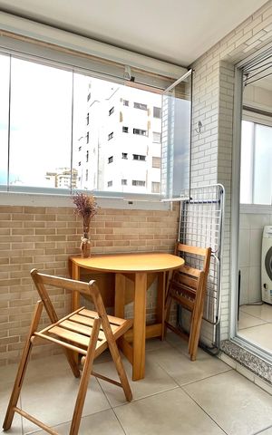 Apartamento à venda com 56m², 2 quartos e 1 vaga Apartamento à venda com 56m², 2 quartos e 1 vagaVaranda