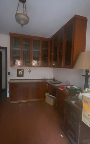 Casa à venda com 350m², 3 quartos e 6 vagas