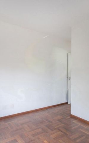 Casa de condomínio à venda com 210m², 4 quartos e 4 vagas