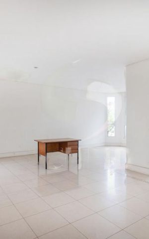 Casa de condomínio à venda com 210m², 4 quartos e 4 vagas