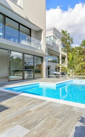 Casa de condomínio à venda com 532m², 4 quartos e 7 vagas