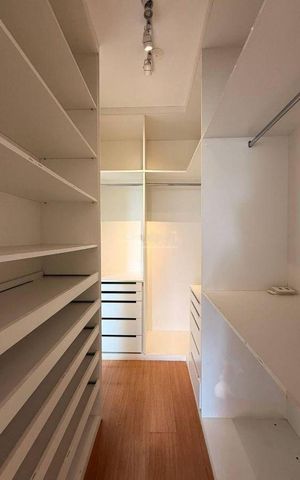 Apartamento à venda com 152m², 4 quartos e 3 vagas