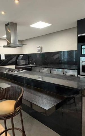 Apartamento à venda com 152m², 4 quartos e 3 vagas