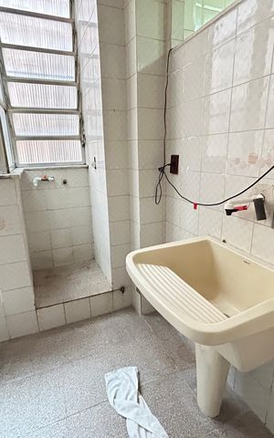 Apartamento para alugar com 80m², 2 quartos e 1 vagaÁrea de Serviço